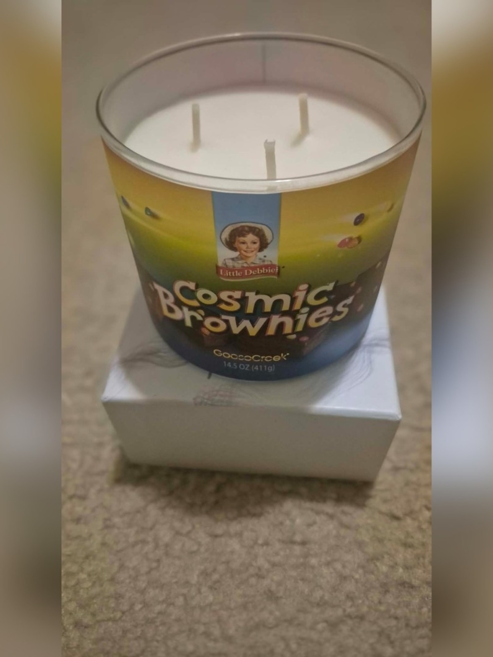 Little Debbie Cosmic Brownies Scented 3-Wick Candle - White